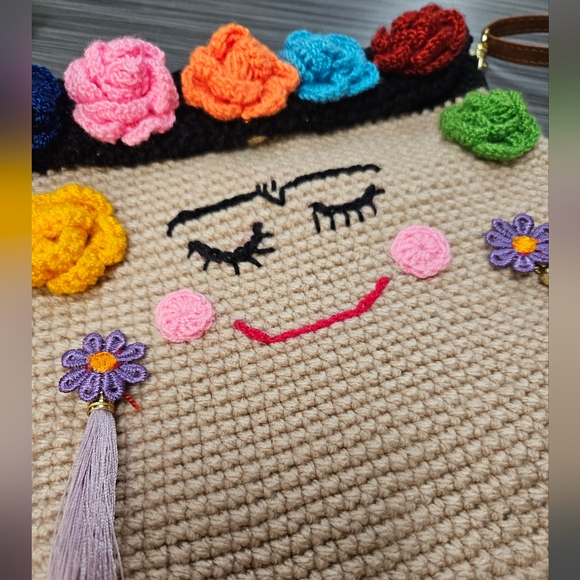 Frida Kahlo Handcrafted Floral Crochet Bag Set - Picture 2 of 16